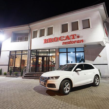 Hotel Prenociste Brocat Novi Pazar Exterior foto